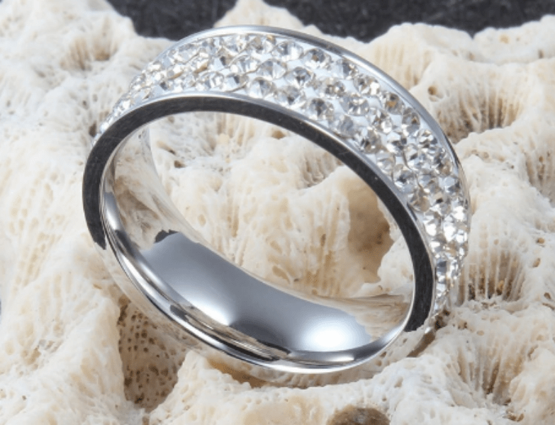 Afffordable Engagement Ring for Women